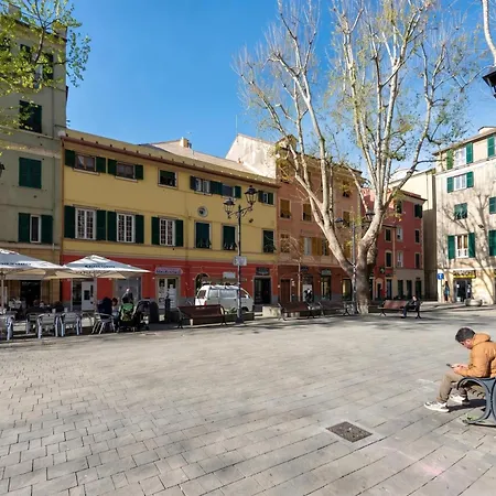 Via Chiappori Sestri Ponente - Happy